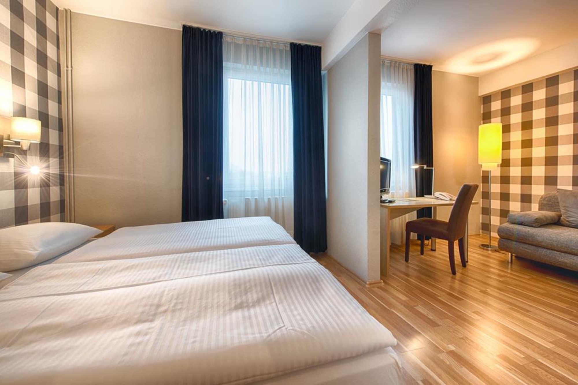 Enjoy Hotel Berlin City Messe Ngoại thất bức ảnh